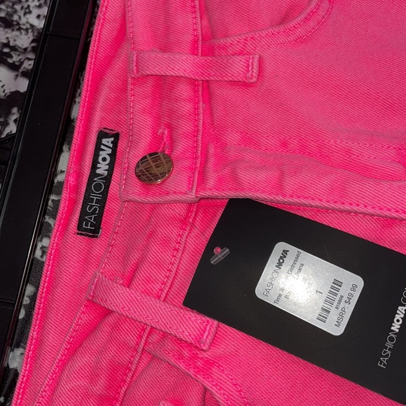 FN “Time To Burn Distressed Boyfriend Jeans” 💖 - Picture 4 of 4